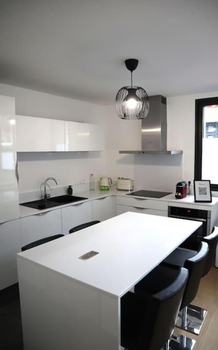 Superbe Duplex En Hypercentre Ville アミアン エクステリア 写真